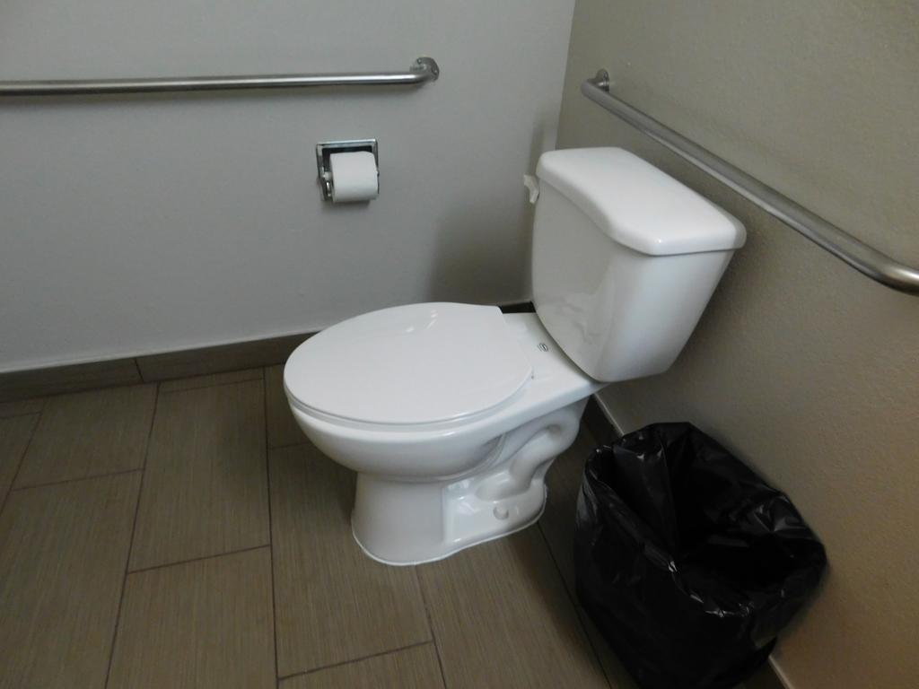 Queen Room - Disability Access