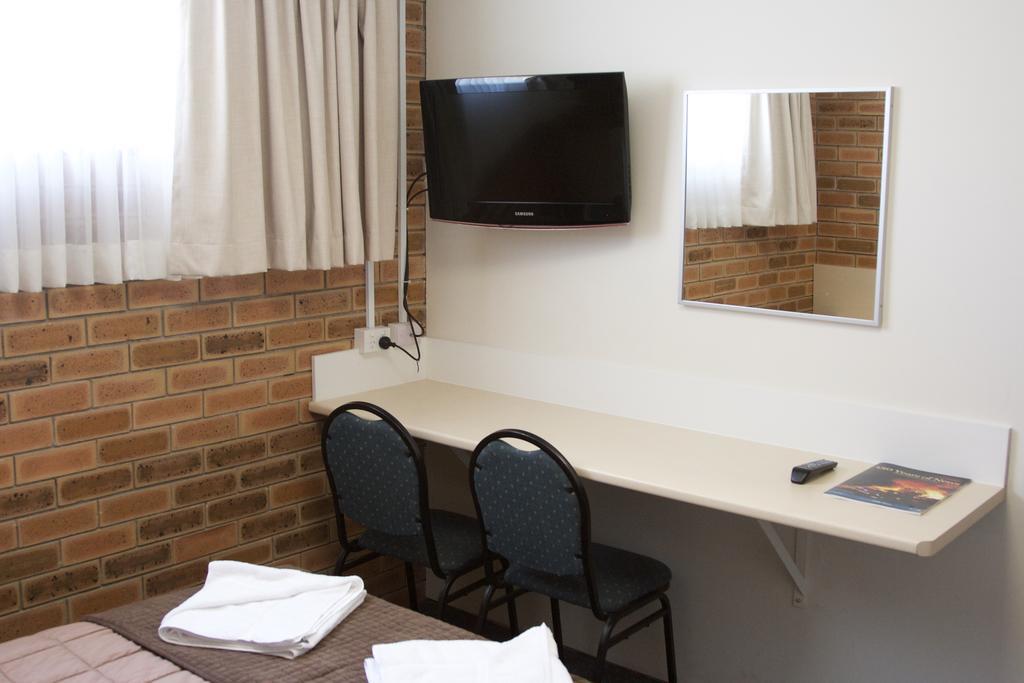 Family Room (5 Person)