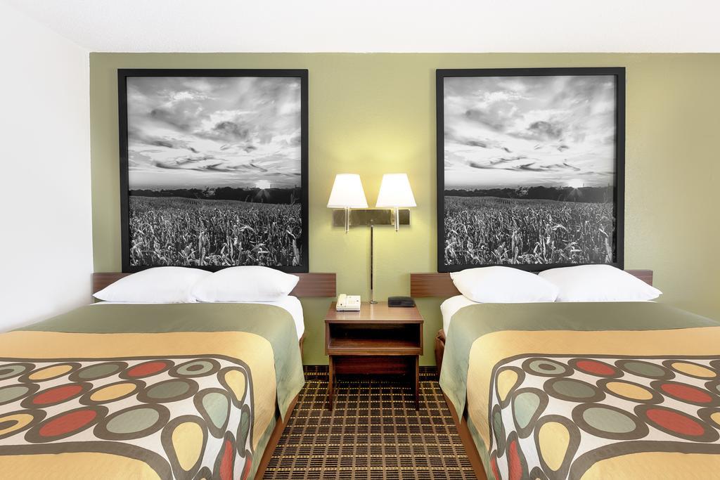Deluxe Double Room with Two Double Beds - Non-Smoking