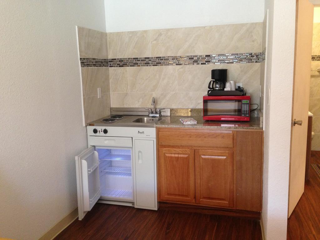 King Room with Kitchenette