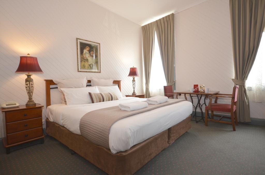 King Spa Twin Room