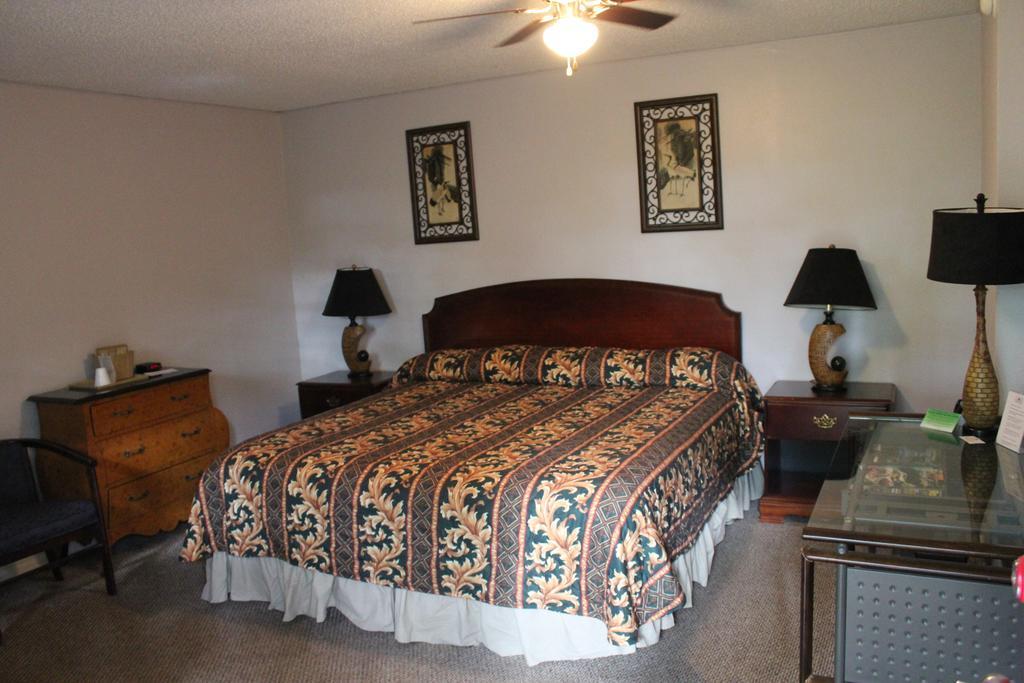 Single Room with Balcony