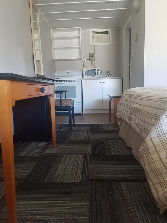 Standard Queen Room with Kitchenette,710535949:JPEG