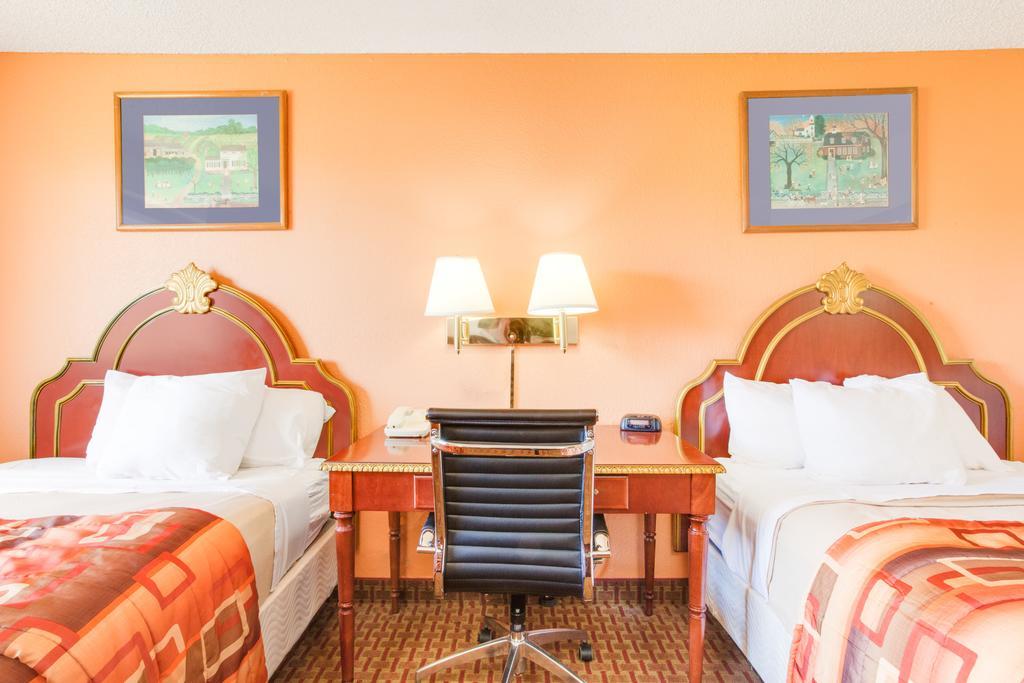 Deluxe Double Room with Two Double Beds - Non-Smoking