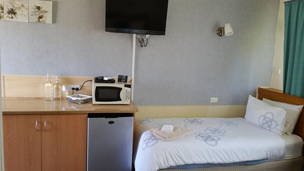 Deluxe Double or Twin Room,1588281462:JPEG