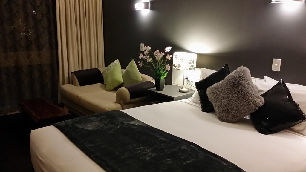 Queen Executive Room,436042500:JPEG