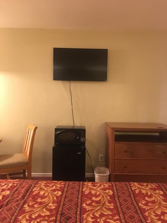 Standard Double Queen Room