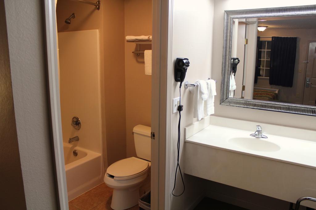 Queen Suite