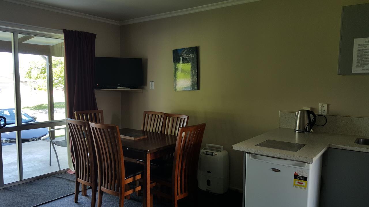 Two-Bedroom Suite,507106737:JPEG