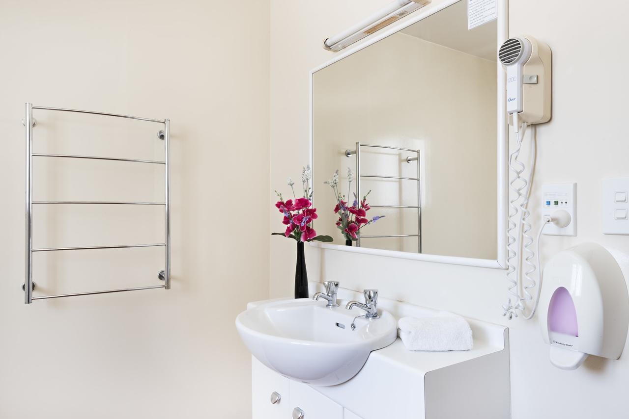 Motel Two-Bedroom Apartment,520172403:JPEG