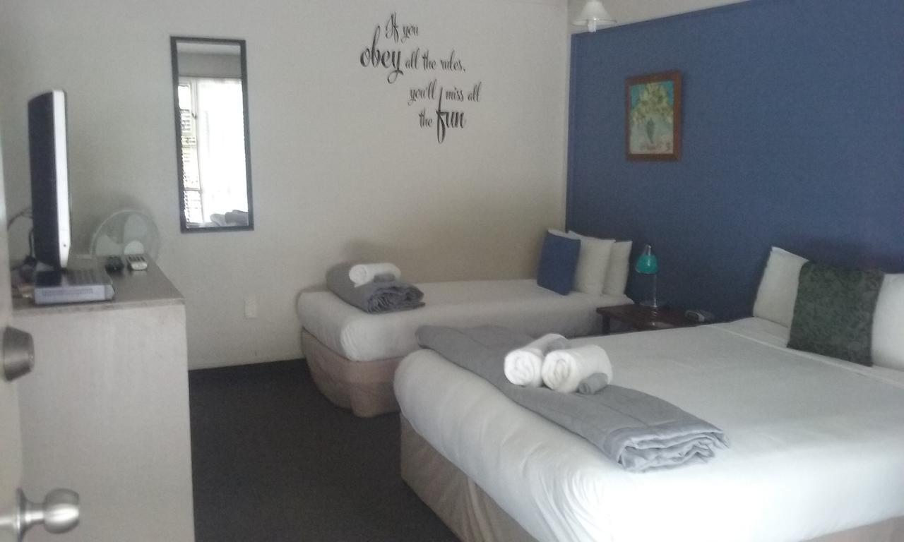Standard Room with Shared Bathroom