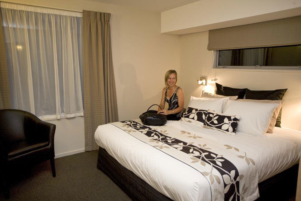 Two-Bedroom Apartment,532177941:JPEG