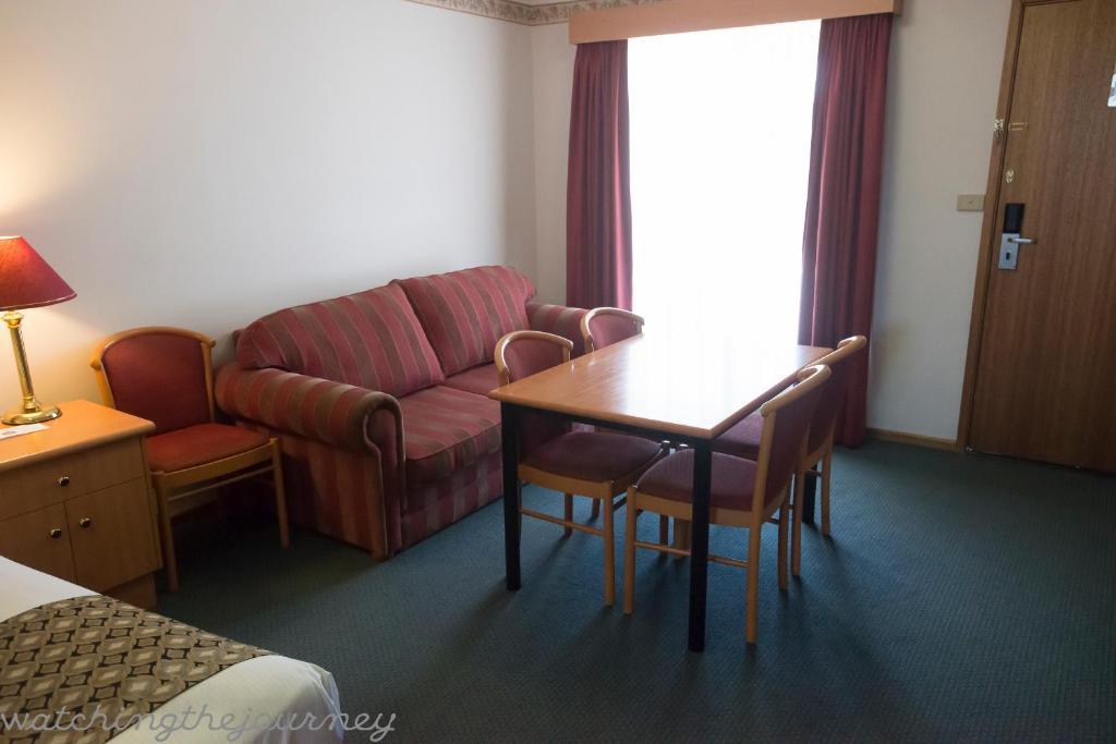 Executive Two-Bedroom Suite,394980369:JPEG
