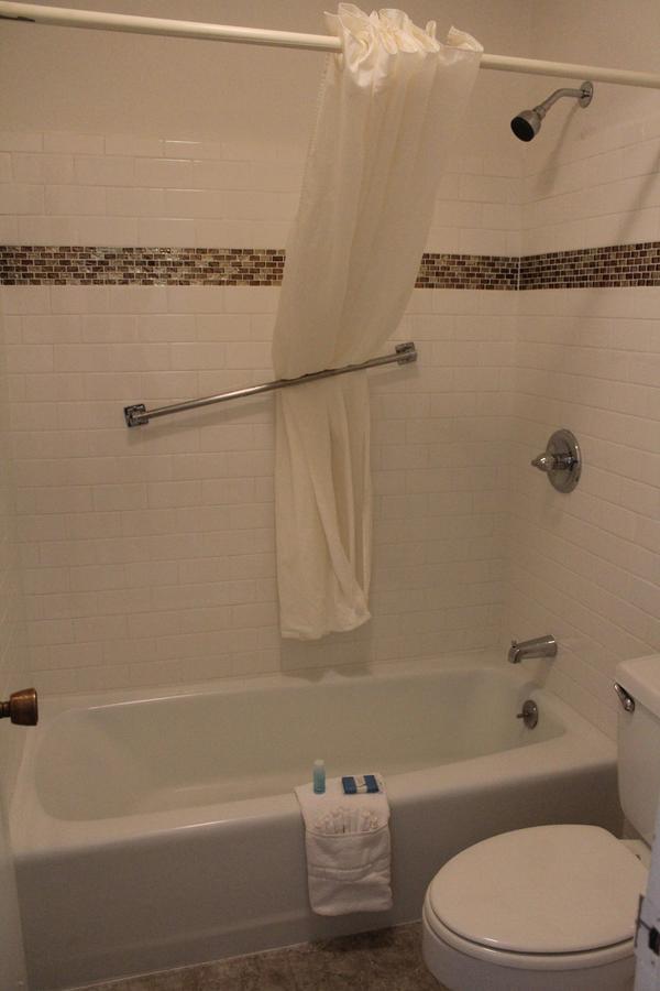 Deluxe Queen Room with Two Queen Beds