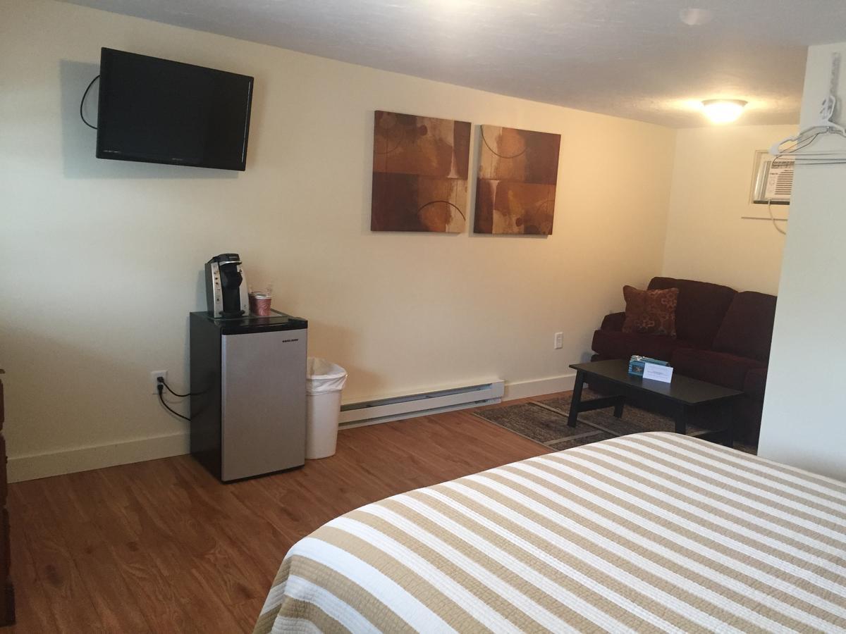 Queen Room,551473626:JPEG
