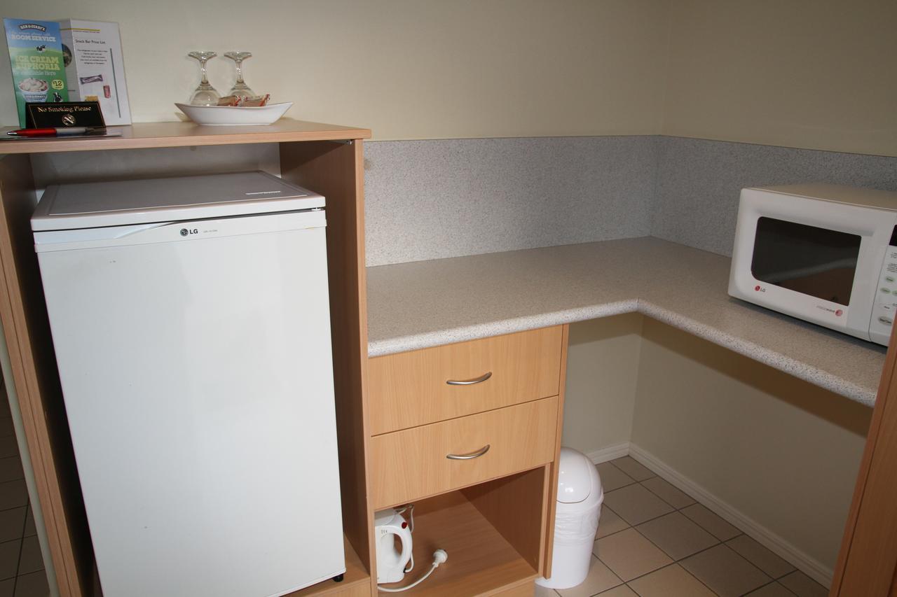 Deluxe Queen Room,604865331:JPEG