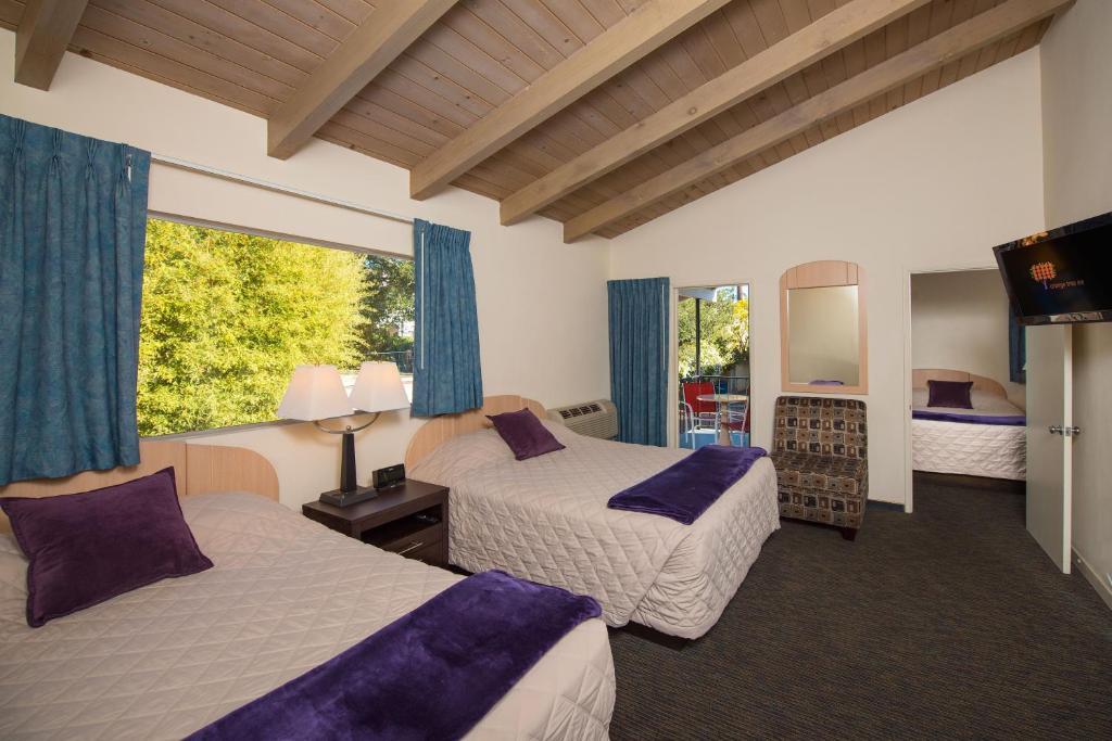 Two-Bedroom Suite