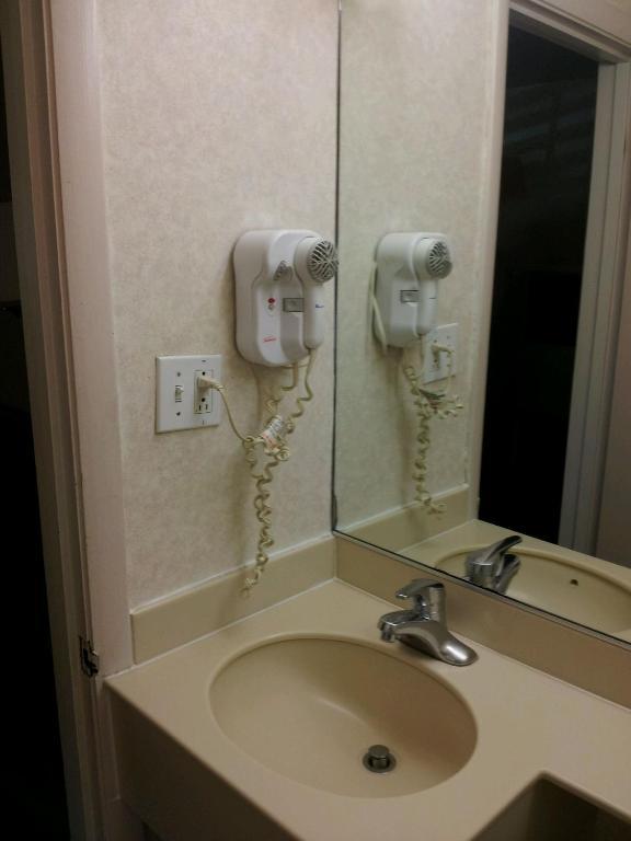 Room with Two Double Beds,63342778:JPEG