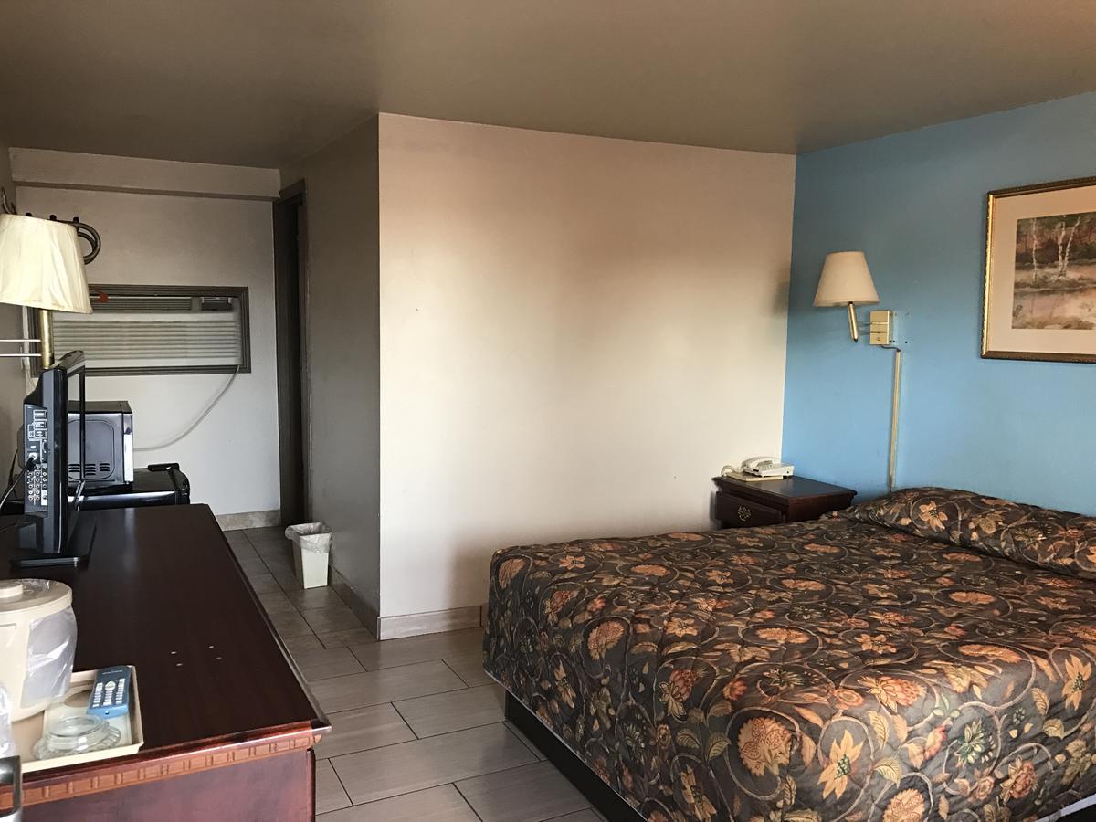 Queen Room