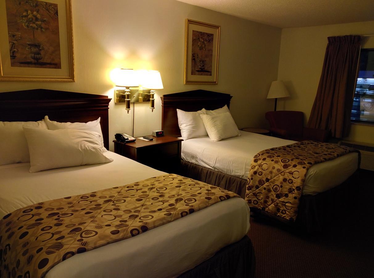 Double Room with Two Double Beds - Disability Access/Non-Smoking