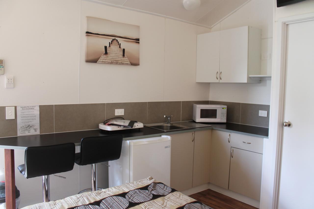 Deluxe Double Room,647084646:JPEG