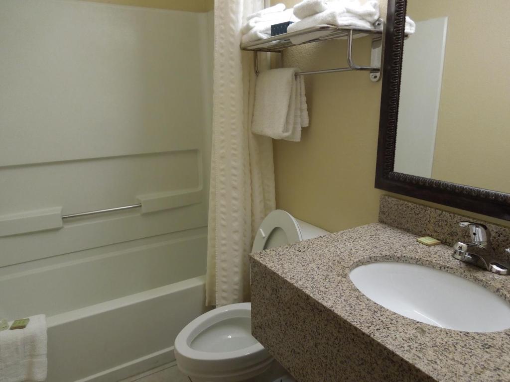 Double Room with Two Double Beds - Non-Smoking