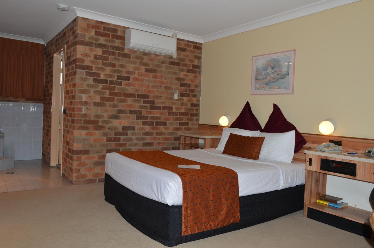 Deluxe Double Room with Bath,1220047480:JPEG