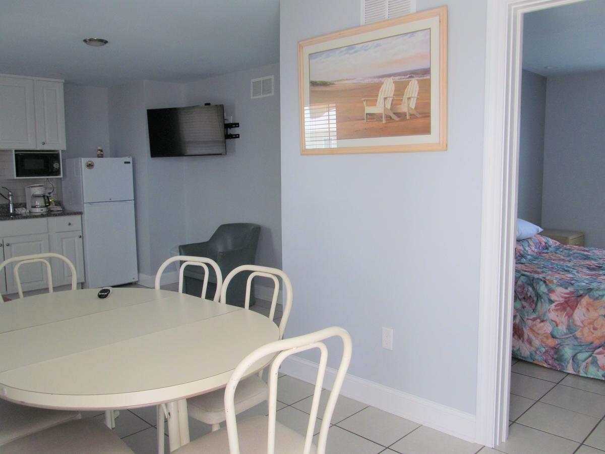 Two-Bedroom Suite with Kitchen
