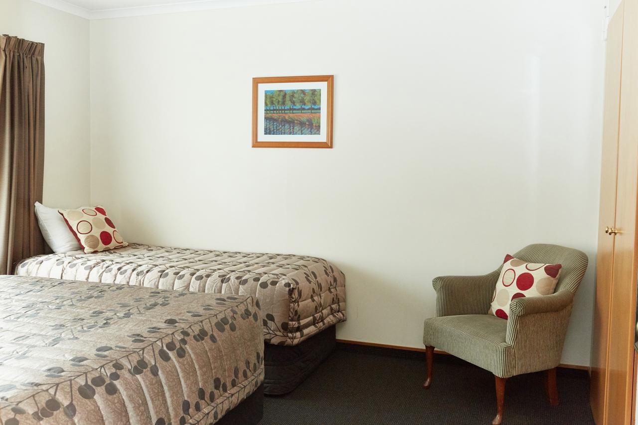 Standard Two-Bedroom Apartment,661288161:JPEG