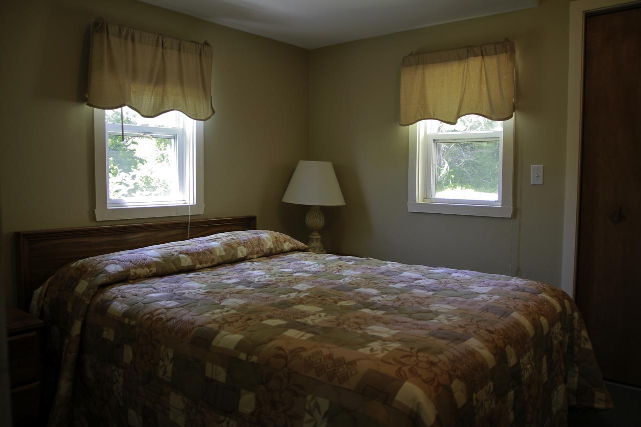 Deluxe Two-Bedroom Cottage