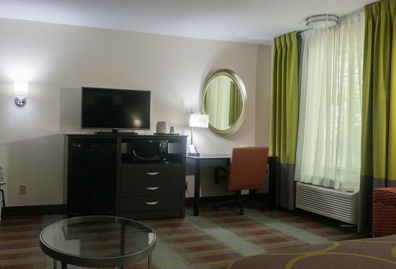 King Room - Non-Smoking