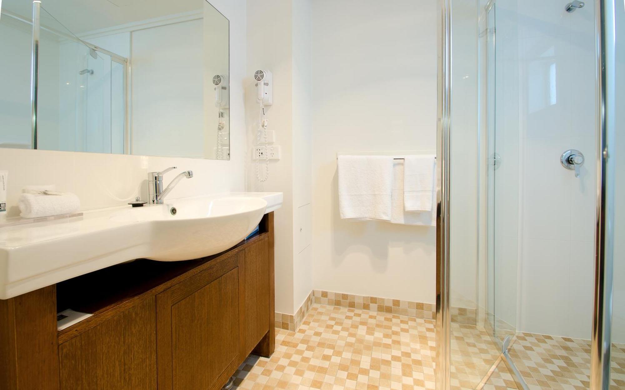 Queen Room,1154610513:JPEG