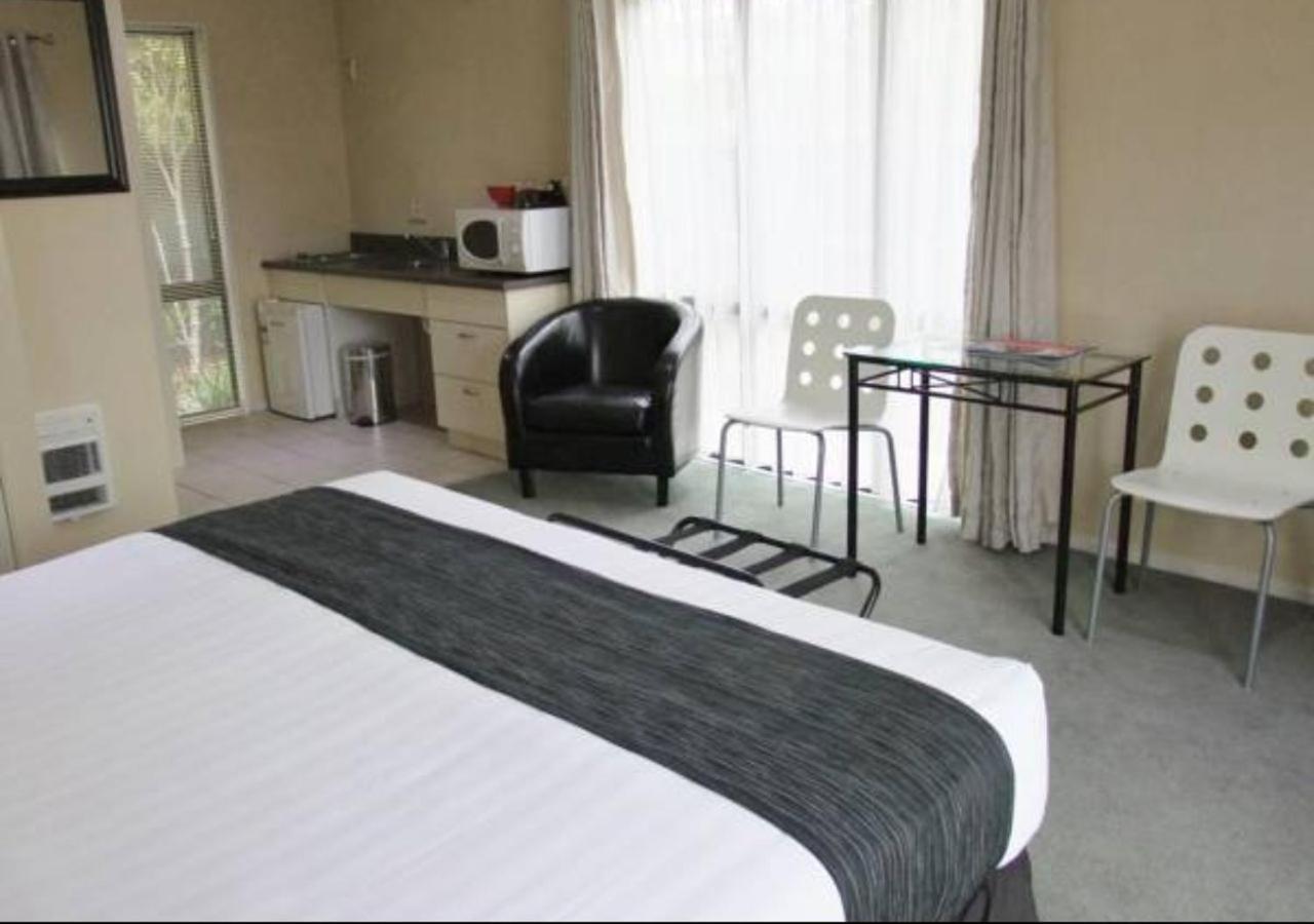 Studio - Disability Access,762410830:JPEG