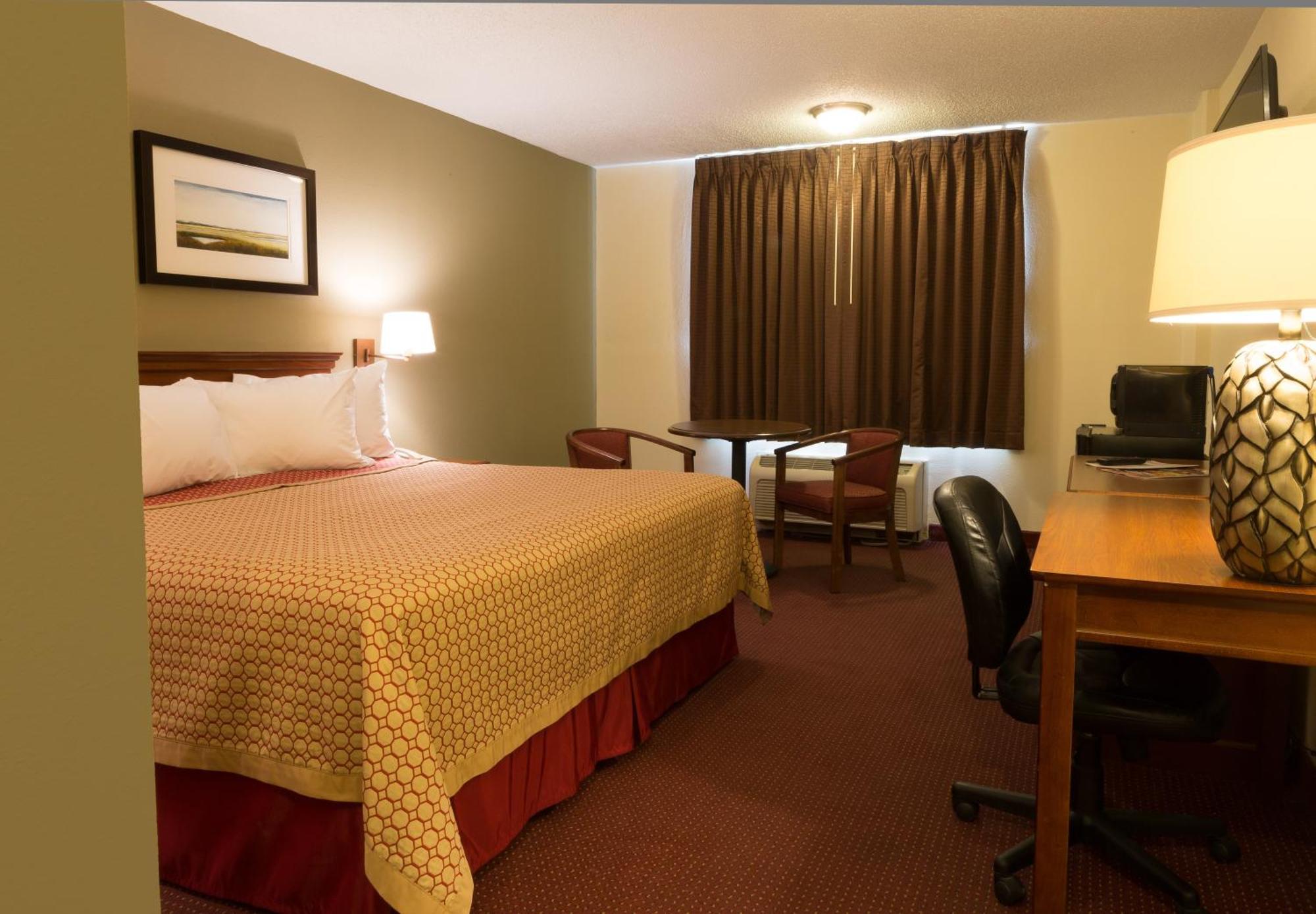 King Room - Non-Smoking - Interior