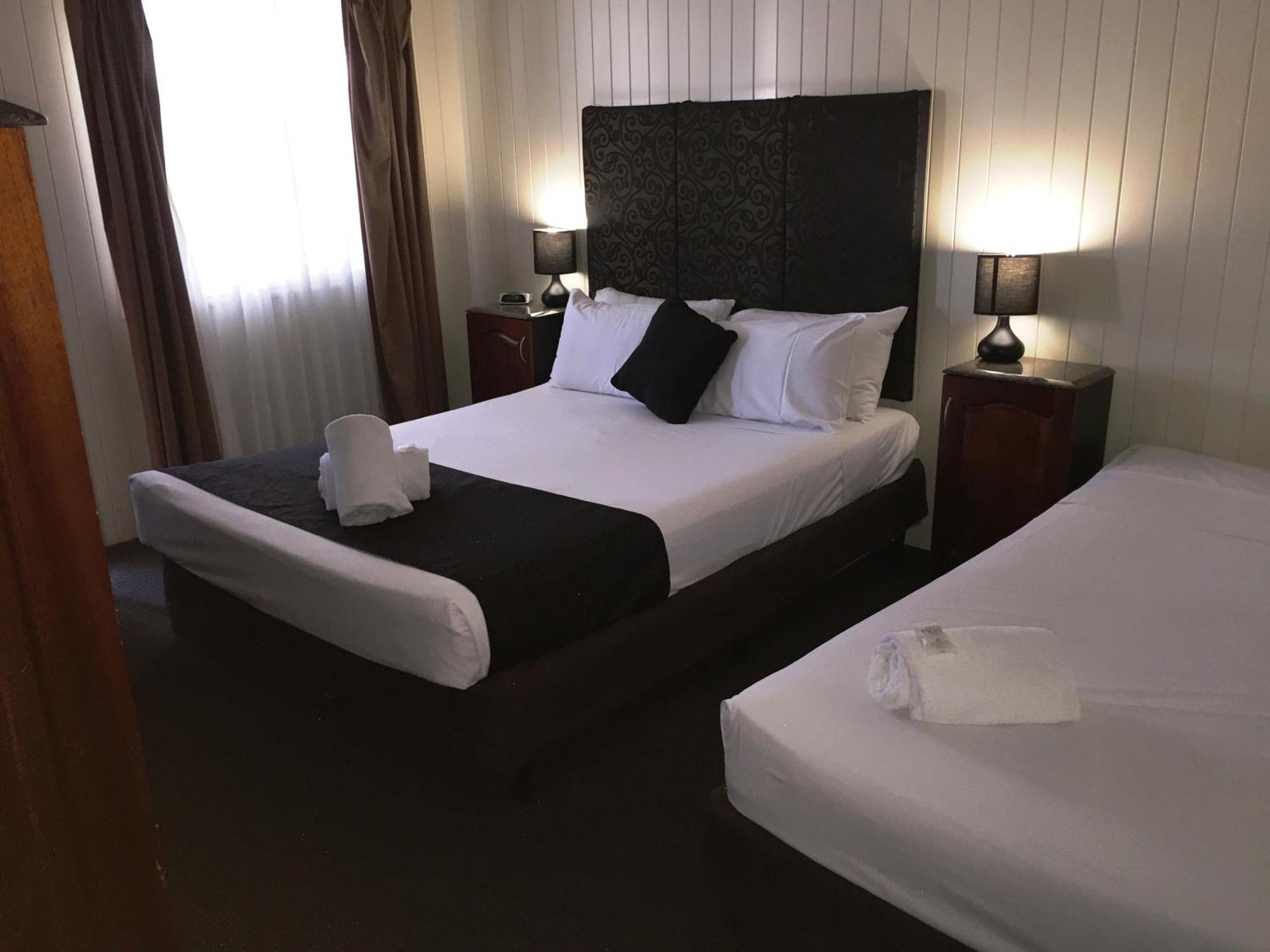 Standard Queen or Twin Room - Not Pet Friendly