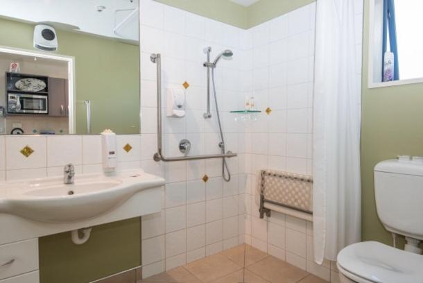 King Twin Room - Disability Access
