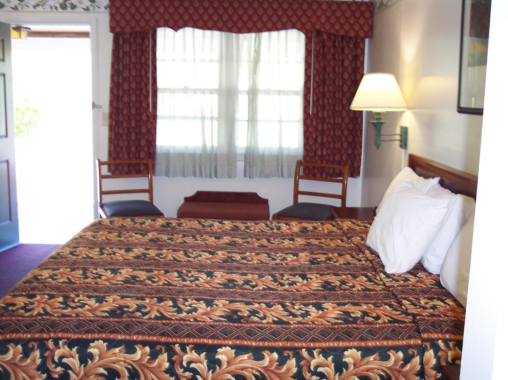 Queen Room