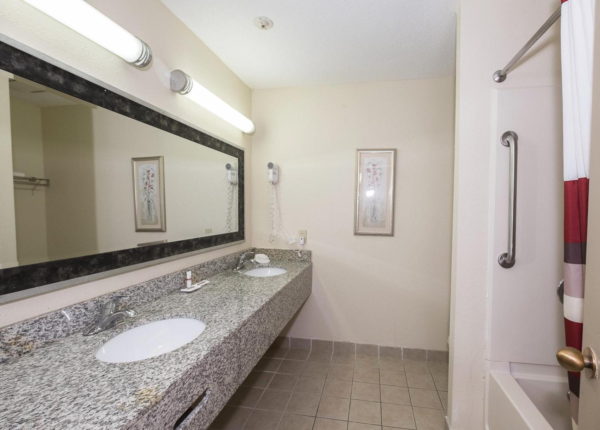 Deluxe Room with Two Queen Beds Non-Smoking
