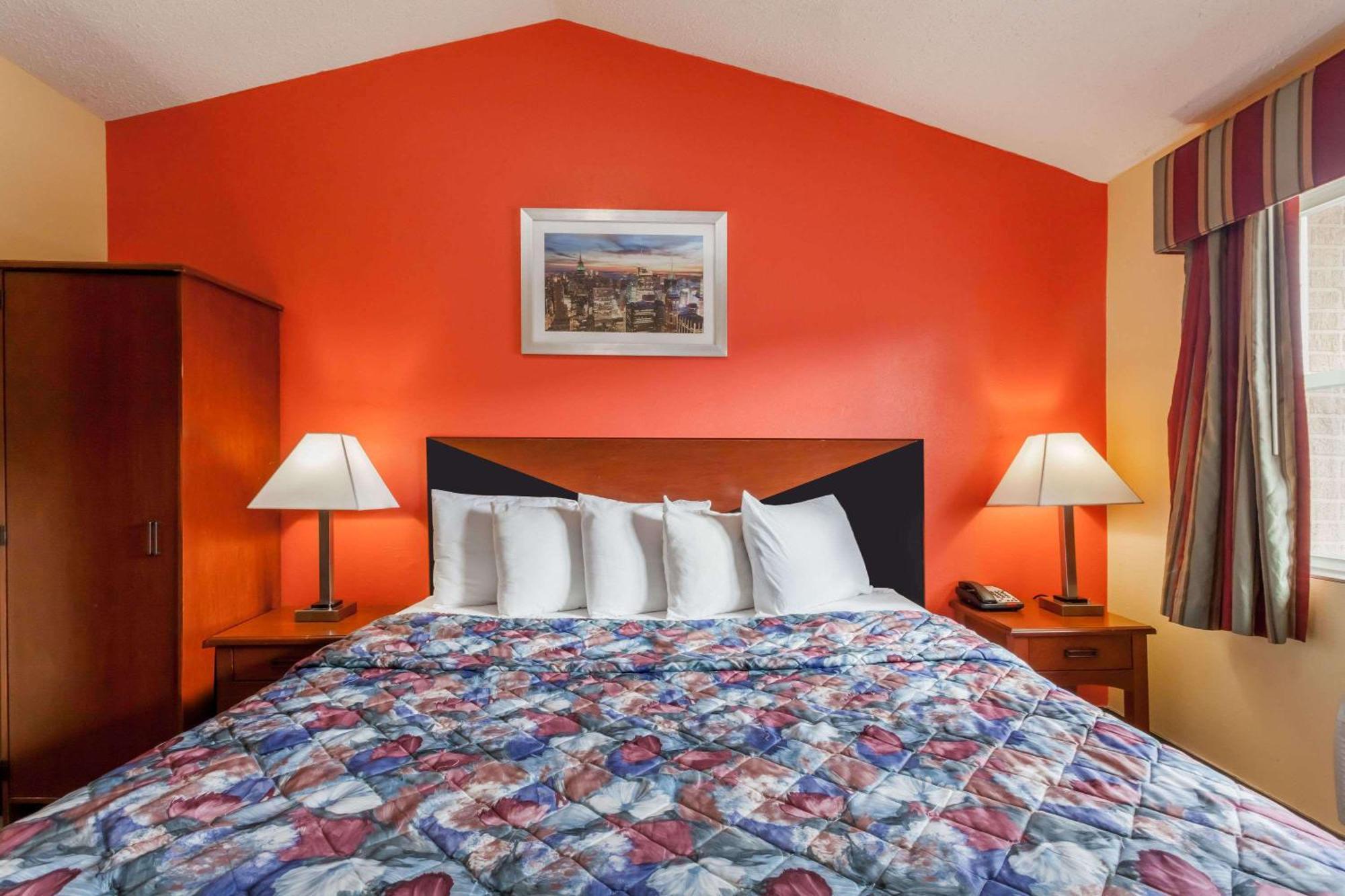 King Room - Disability Access/Non-Smoking