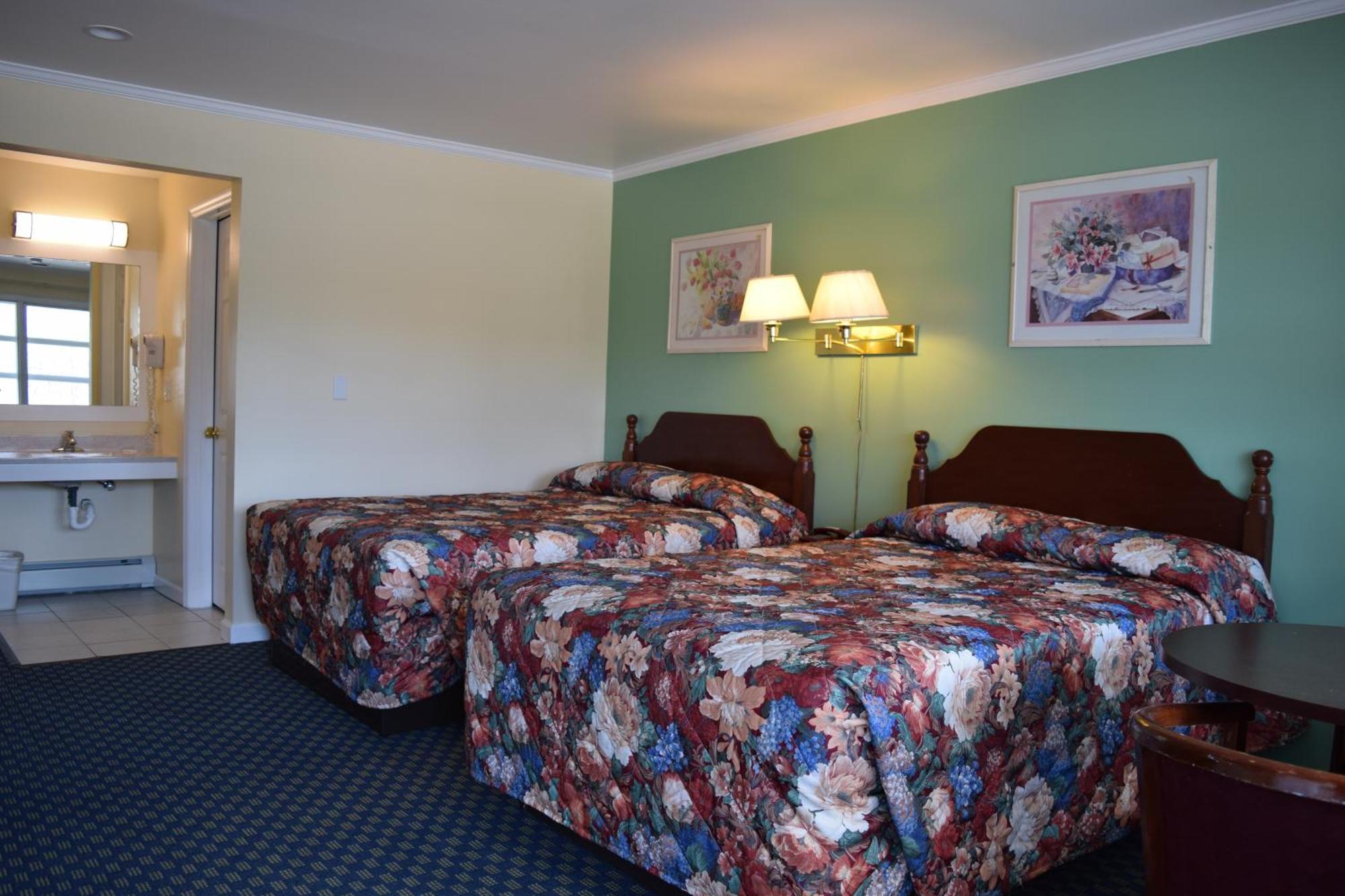 Double Room with Pool View