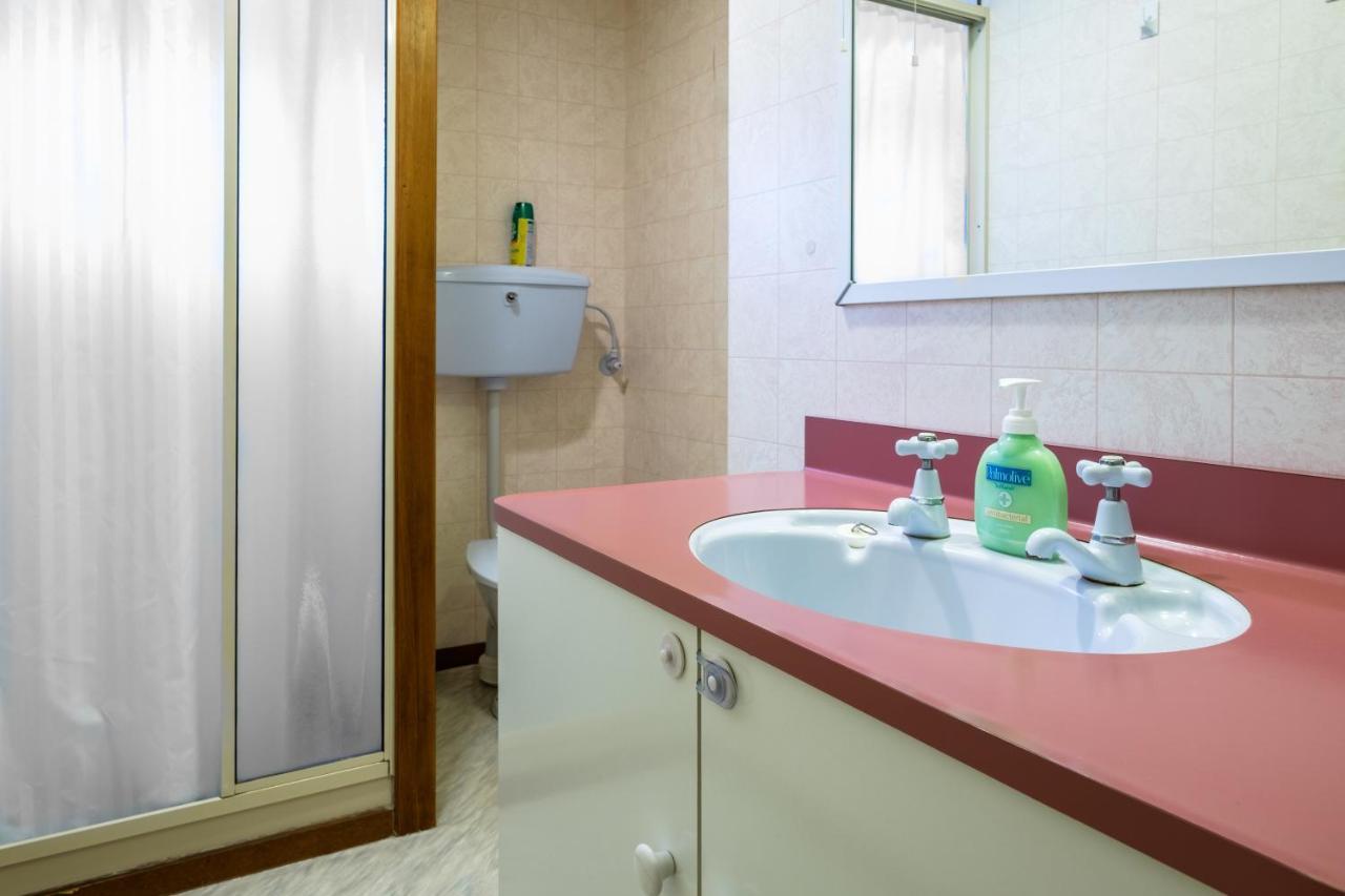 Three-Bedroom Apartment,736683496:JPEG