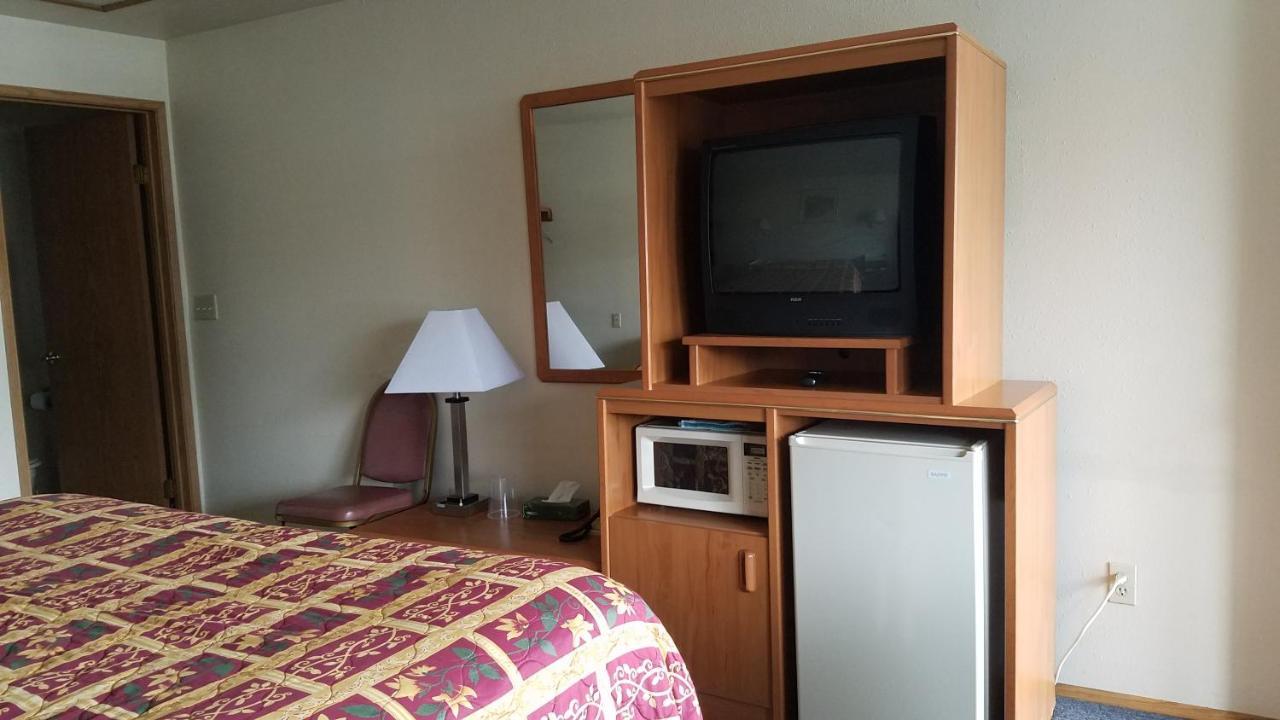 King Room with Kitchenette