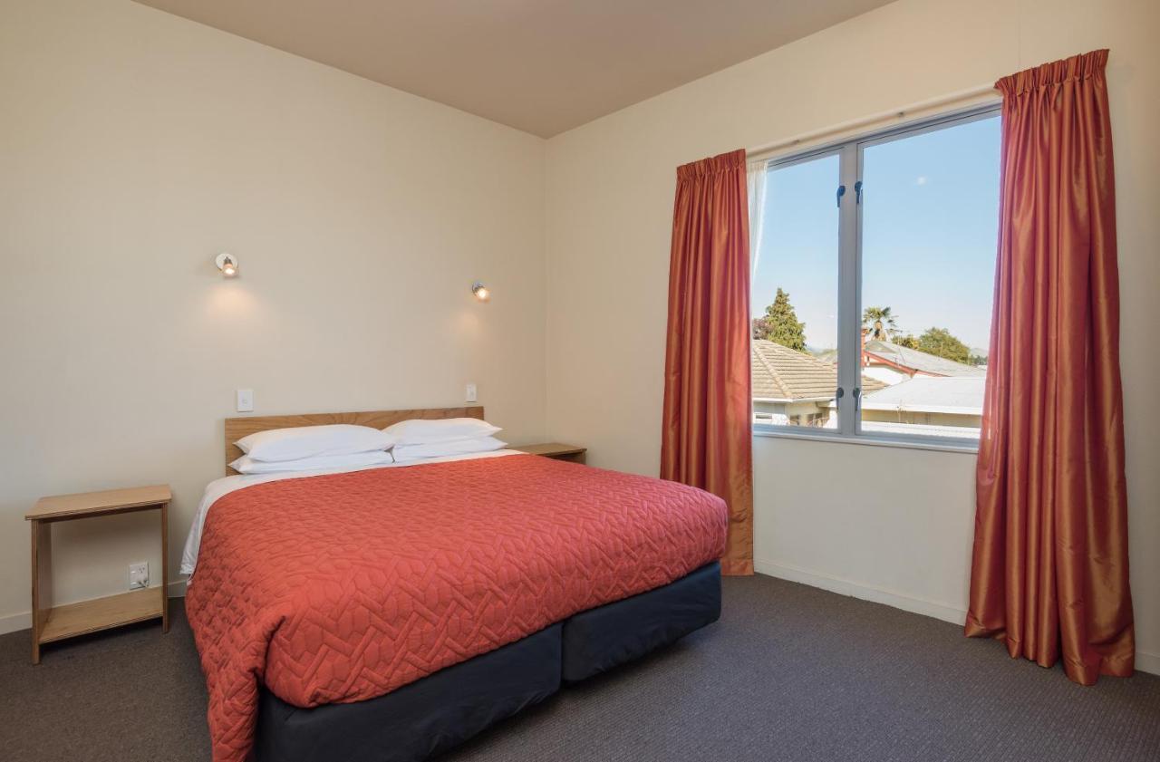 Executive One-Bedroom Apartment with Spa Bath