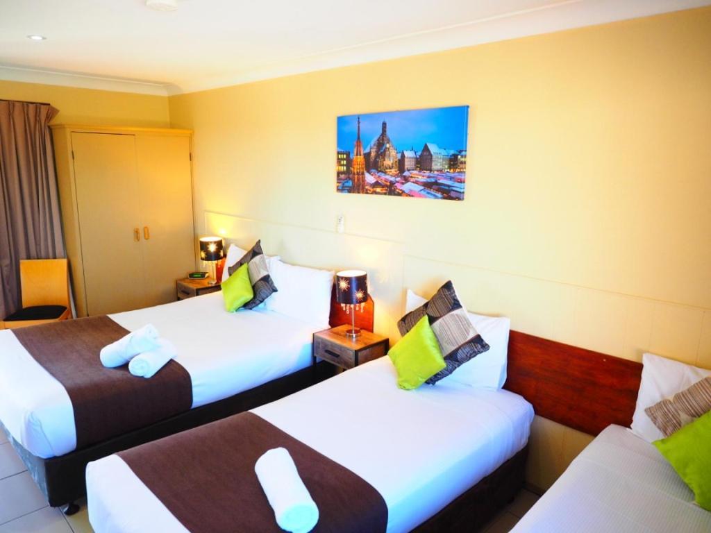 Quadruple Room,749511320:JPEG