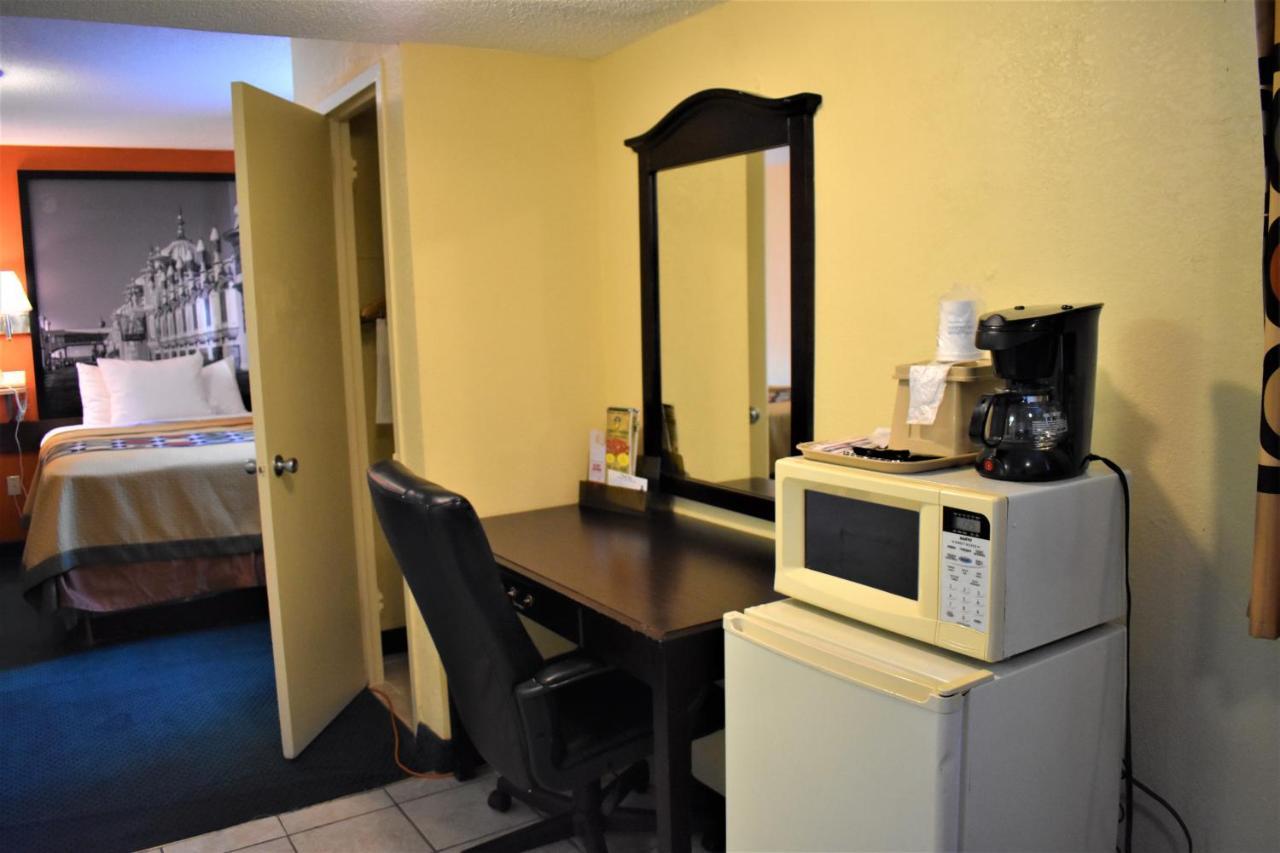 Deluxe Double Suite with Two Double Beds with Sofa Bed - Non-Smoking