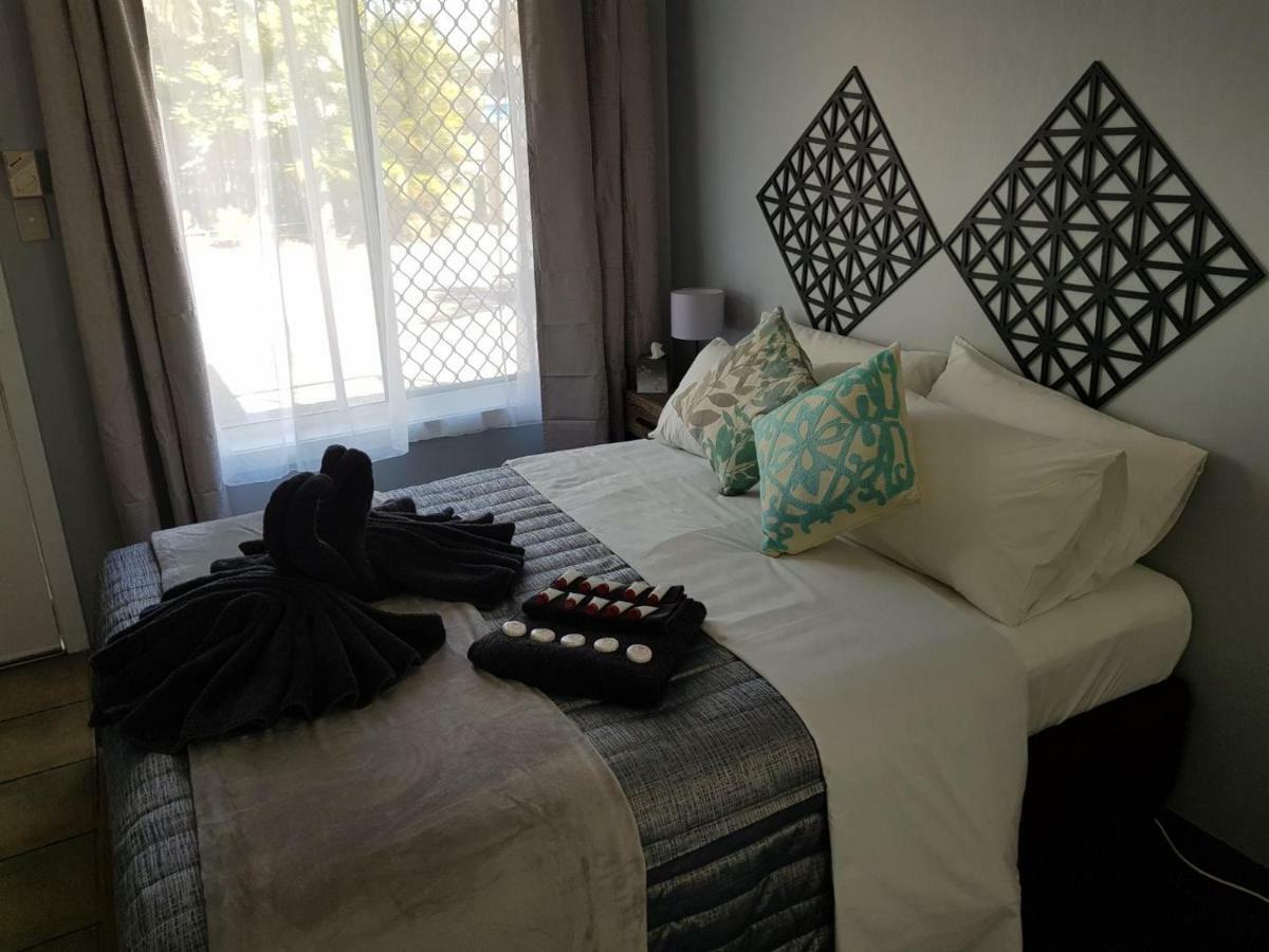 Family Room,799973613:JPEG