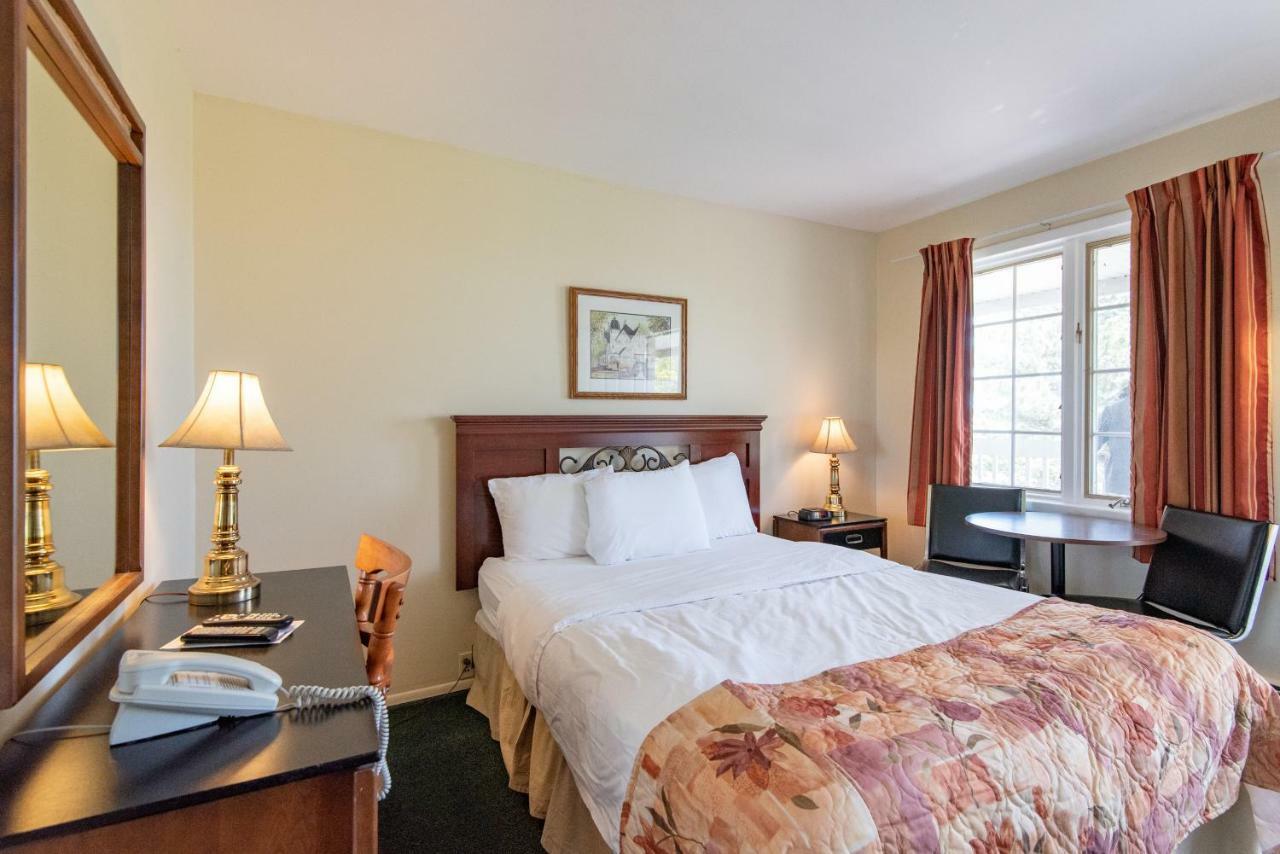 Queen Room - Non-Smoking,1287336508:JPEG