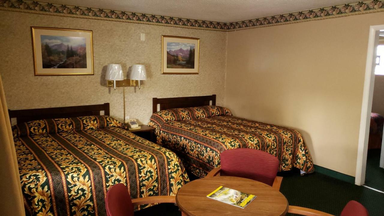 Triple Room with Bath