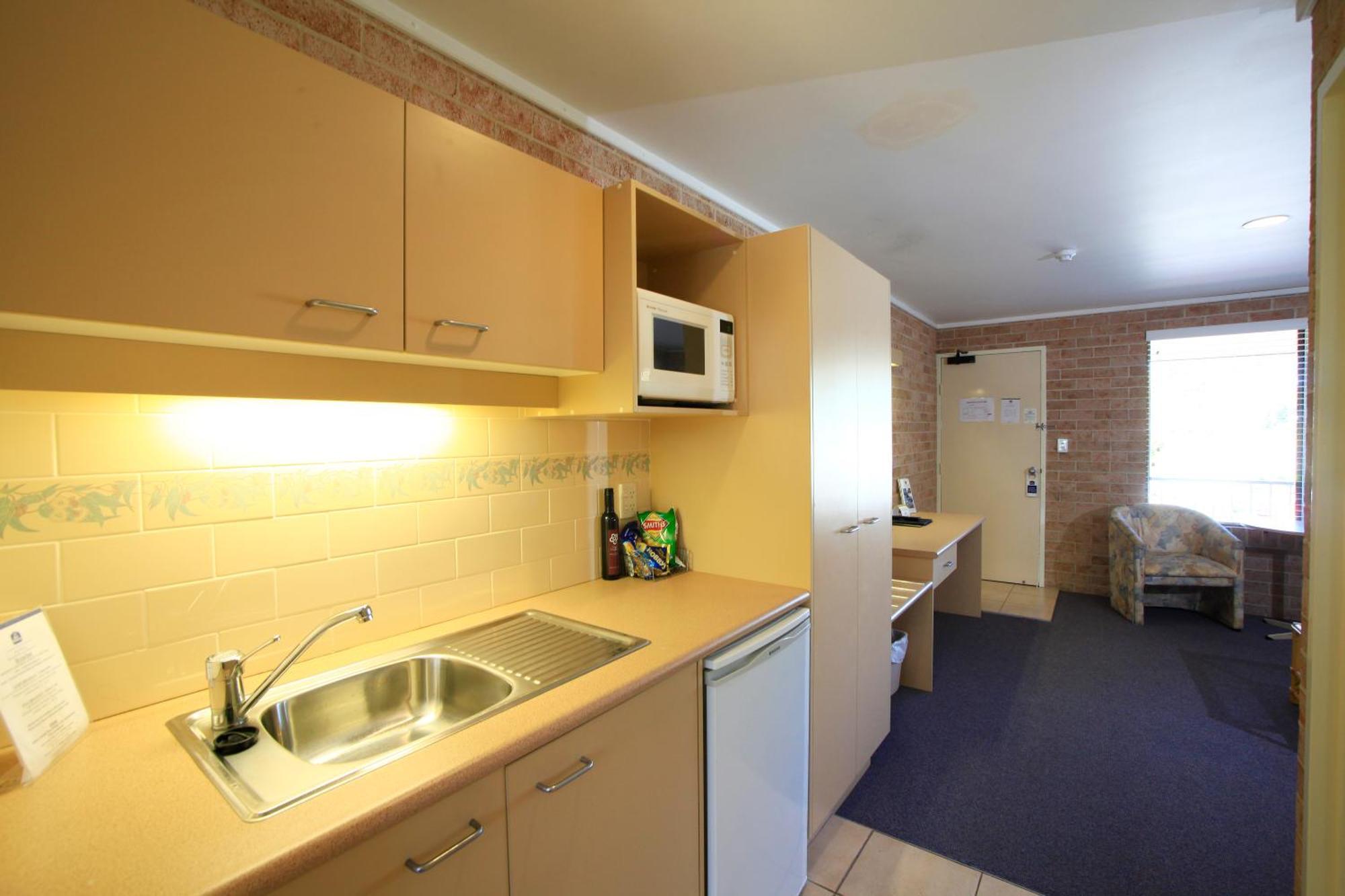 Executive Queen Room - Not Pet Friendly