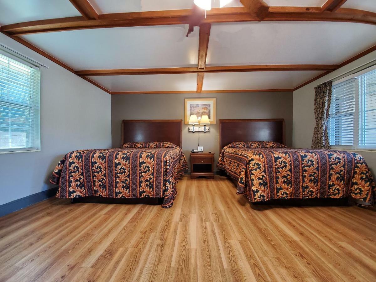 Double Room with Two Double Beds